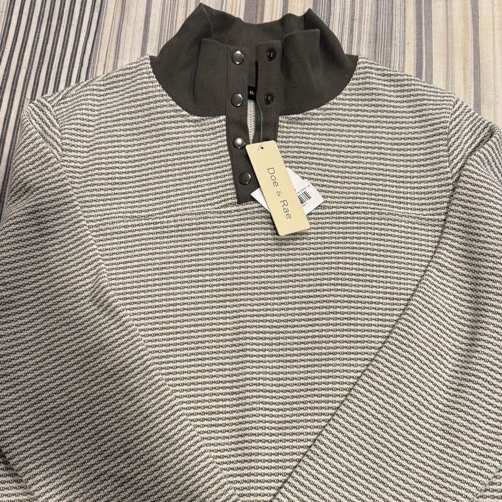Doe and rae sweater
